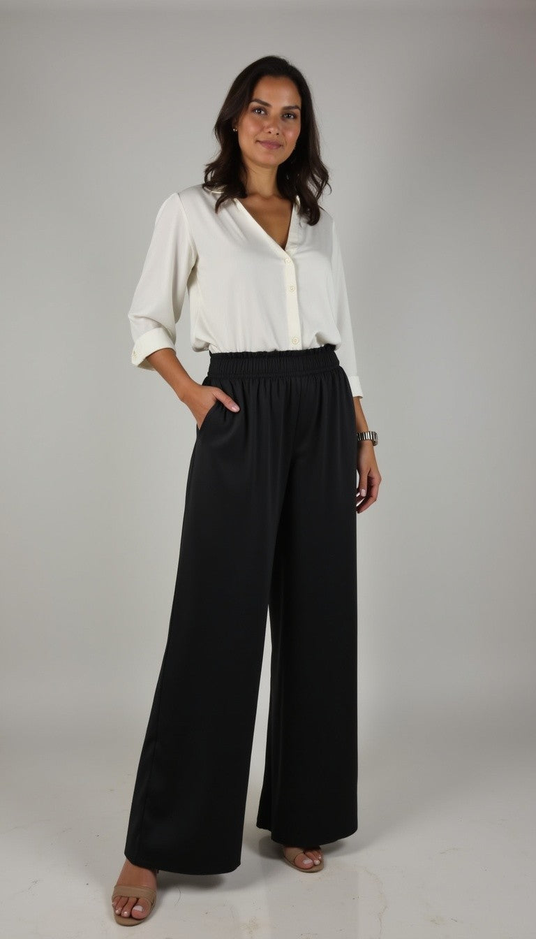 La modelo mide 1.70 m, pesa 70 Kg y usa talla M